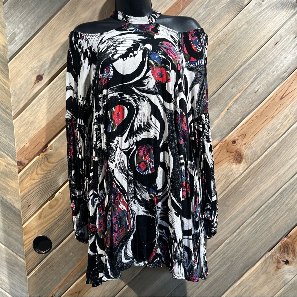 Chic Abstract Art Snap Collar Cutout Shoulder Balloon Sleeve Tunic Mini Dress